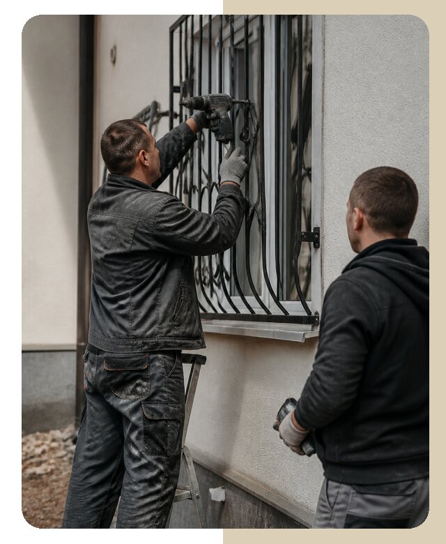 Установка наружных решеток в Ессентуках от 4997 р. | ДвериЛегко-Ссн